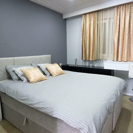 Deluxe Nana 公寓 *