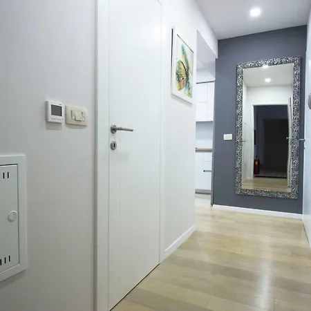 Deluxe Nana ماكارسكا